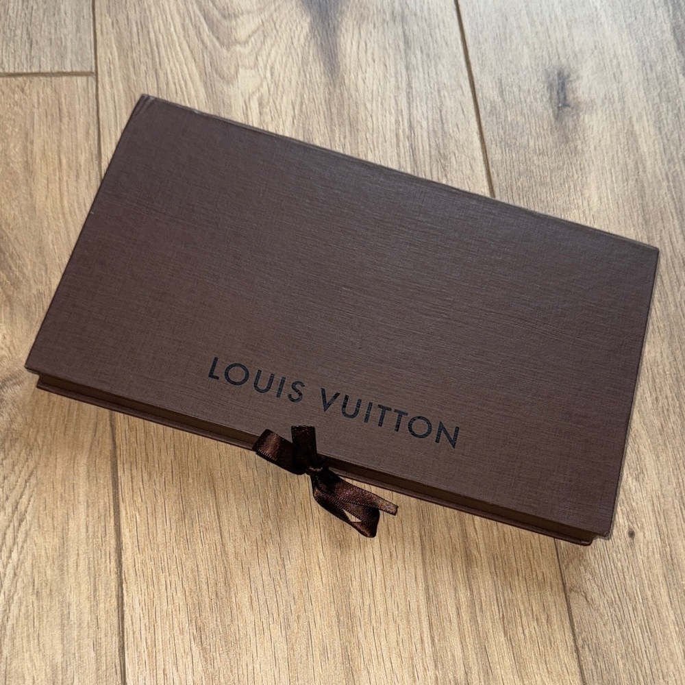 LOUIS VUITTON Authentic Brown Shopping Gift Card Envelope Box